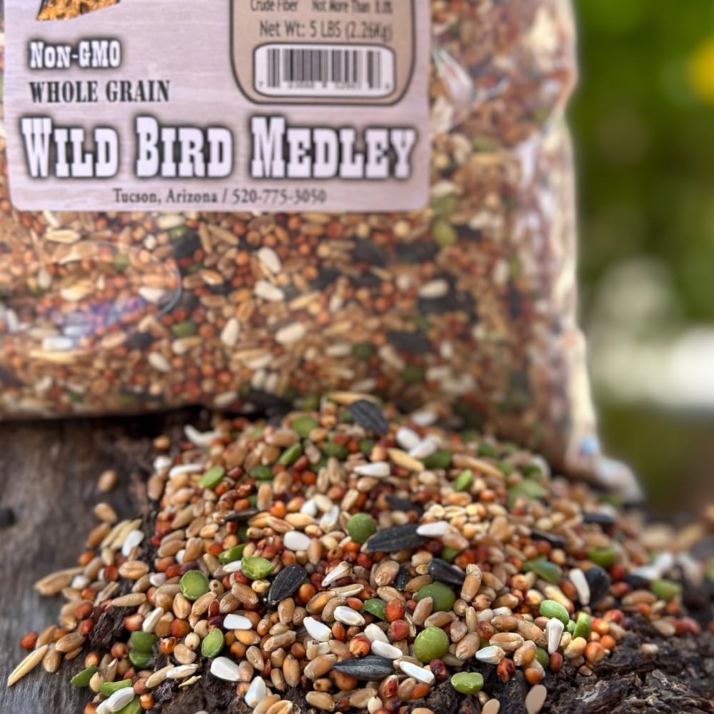 Whole Grain Scratch Feed 5-Pounds O5309