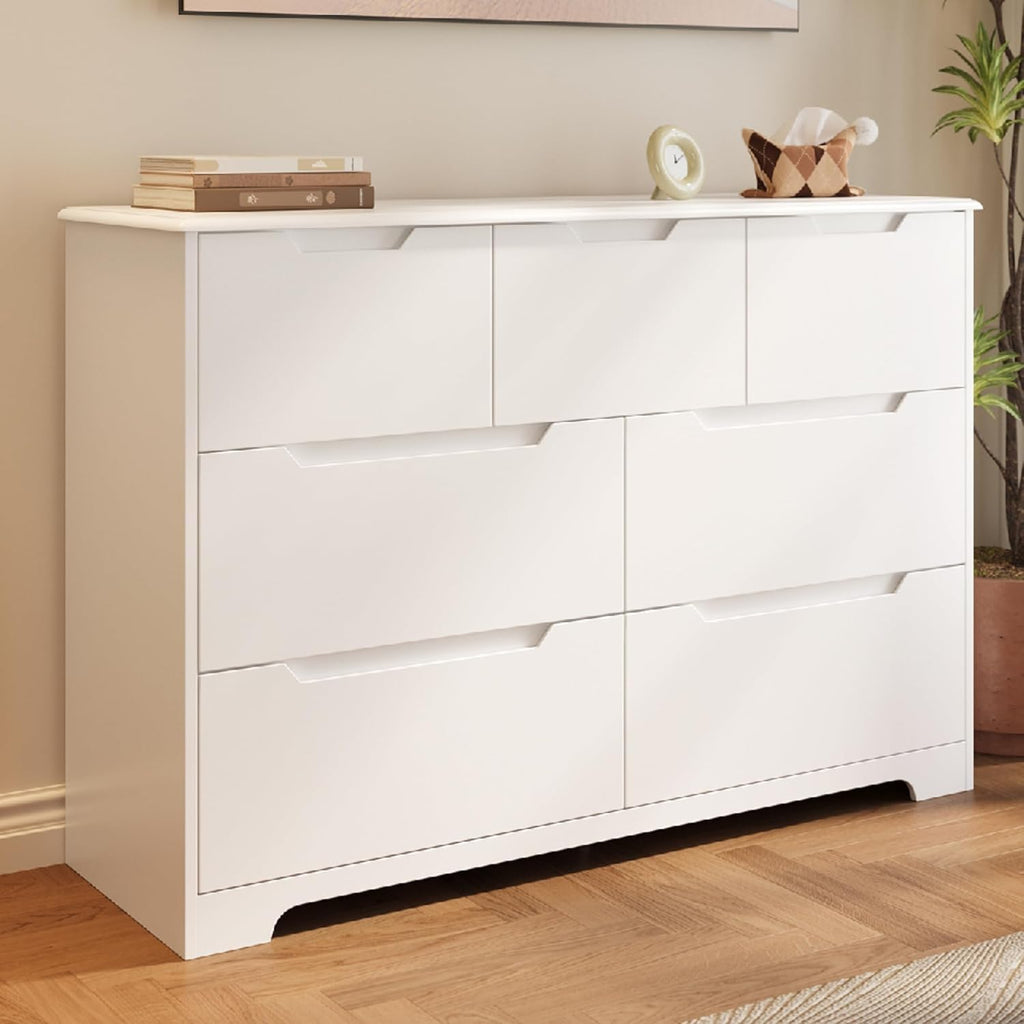 White 7 Drawer Dresser S47482