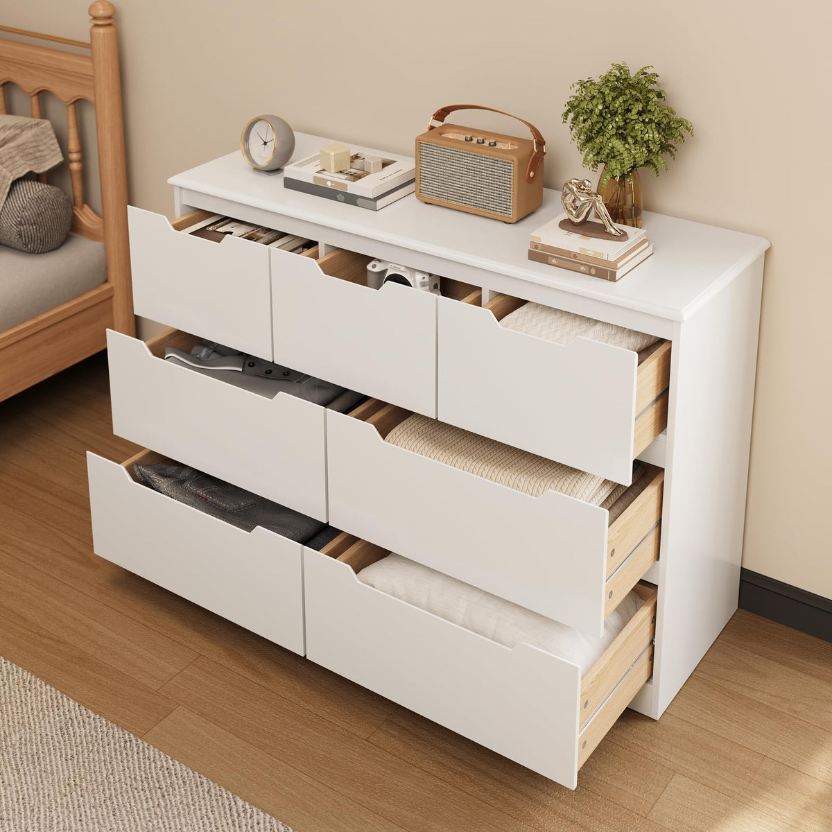 White 7 Drawer Dresser S47482