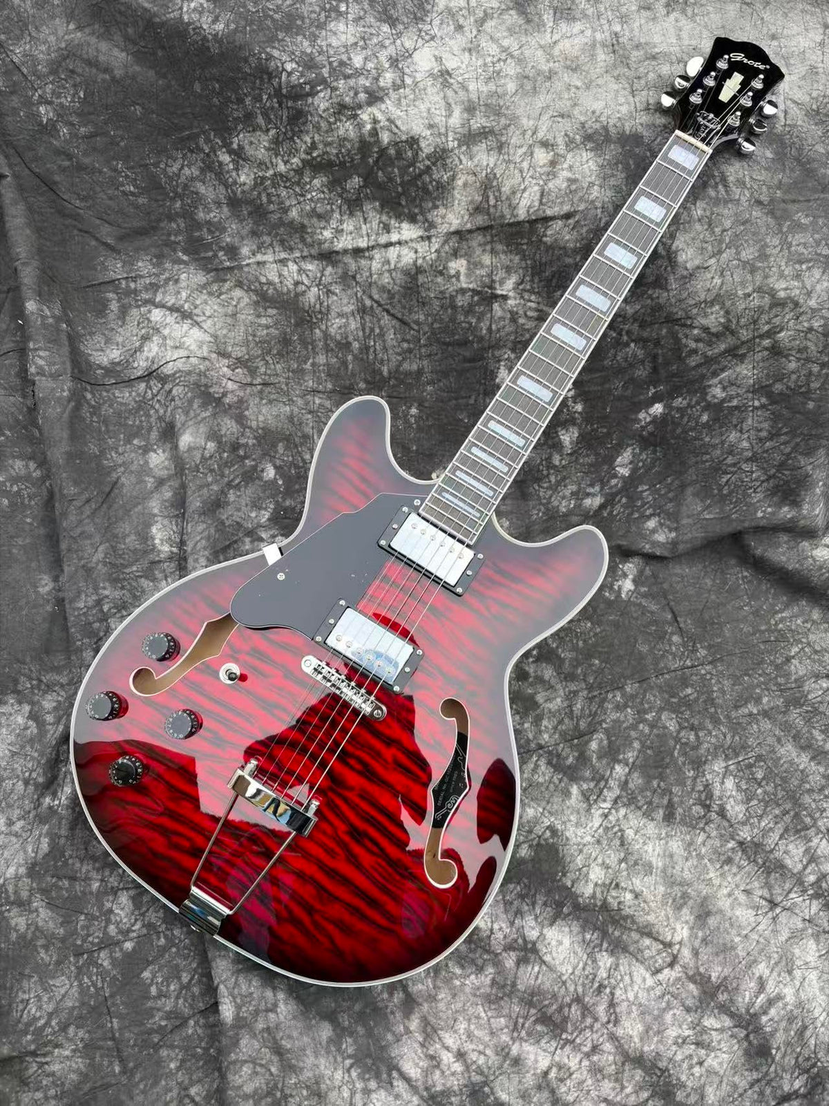 Left-Handed Semi-Hollow Body Electric Guitar O413