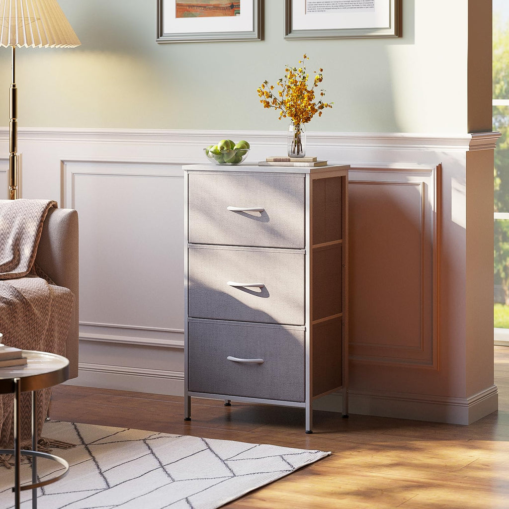 Light Grey 3 Drawer Dresser O613847