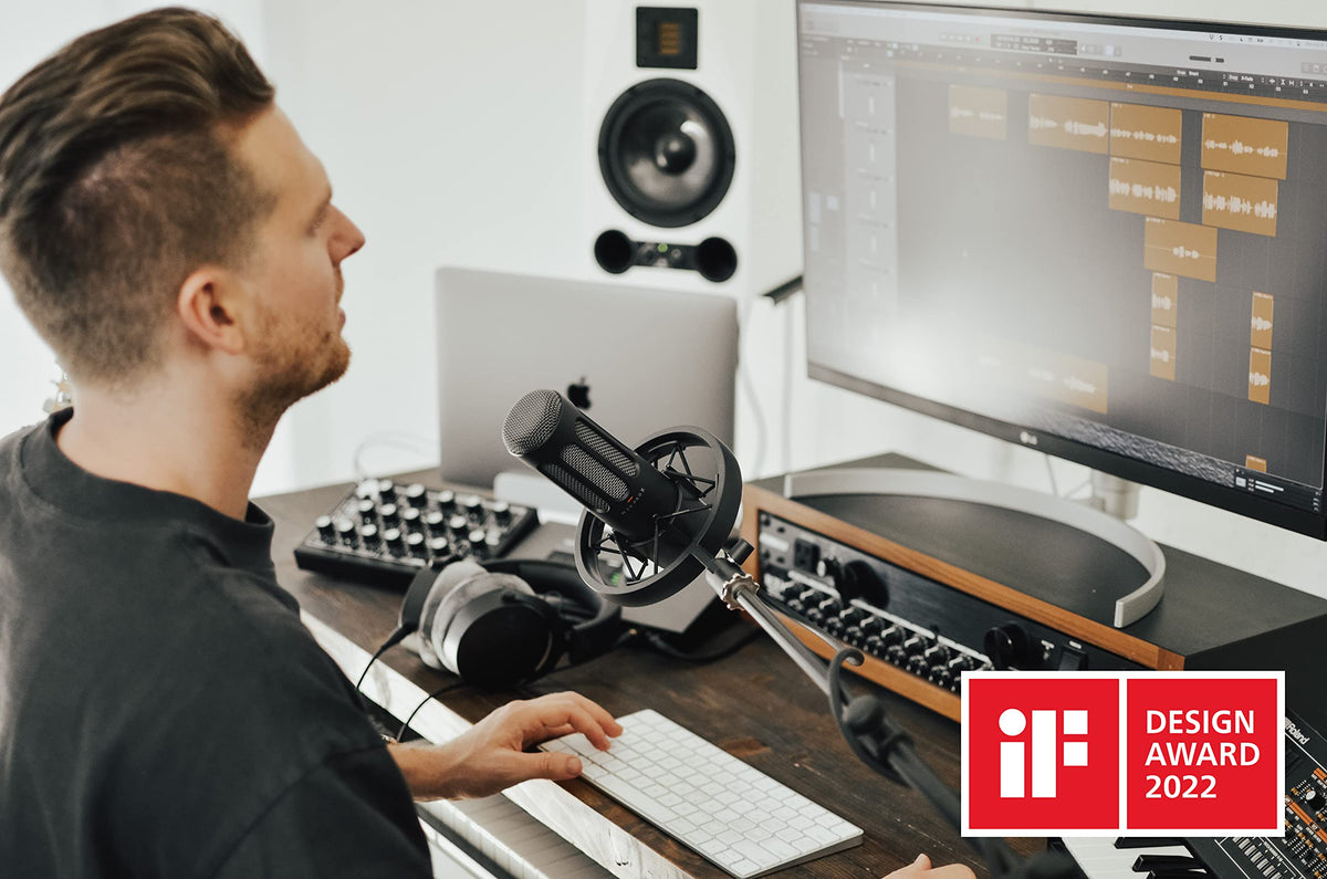 Dynamic Broadcast Microphone J671