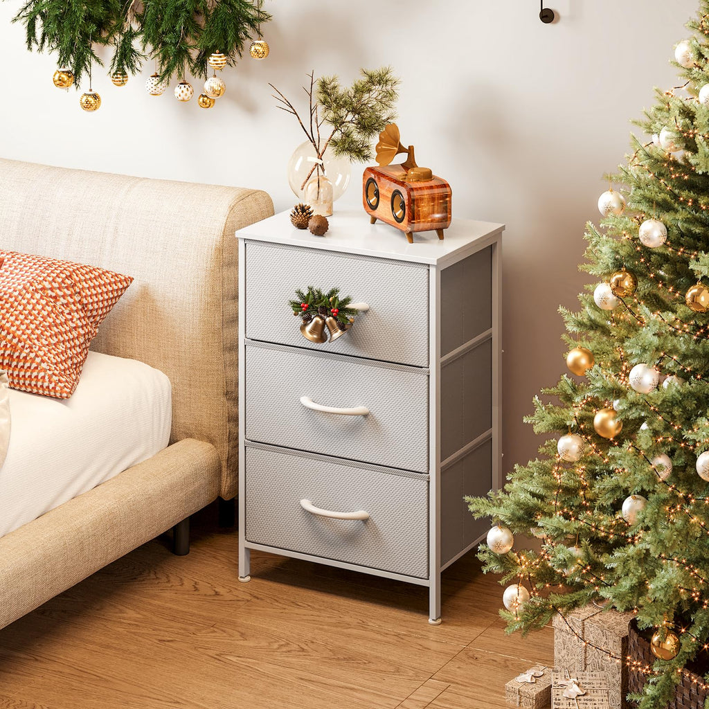 Light Grey 3 Drawer Dresser O613847